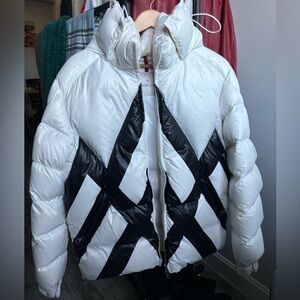 Moncler Haine Puffer Jacket With Stripe Design 'Black/White'